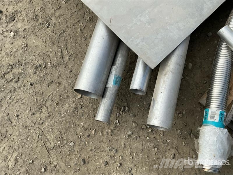 Quantity of Metal Parts Andre komponenter