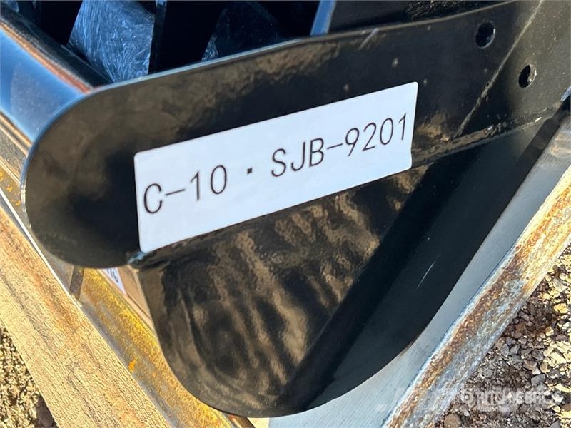  Quantity of Mini Excavator Set (Unused) Otros componentes