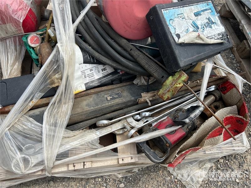 Quantity of Miscellaneous Tools Drugi deli