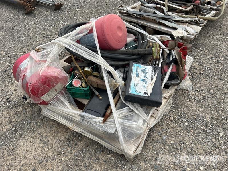 Quantity of Miscellaneous Tools Drugi deli