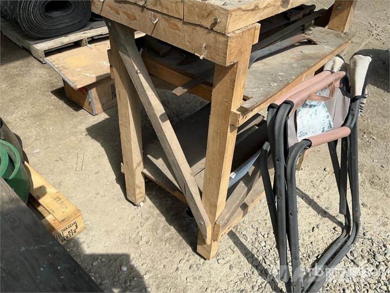 Quantity of Miscellaneous Woodworking Tools Ďalšie komponenty