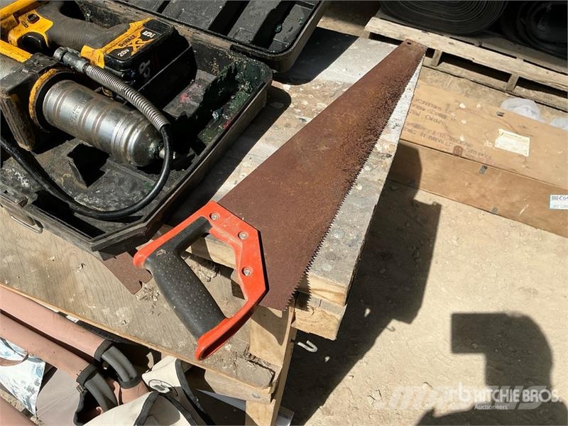 Quantity of Miscellaneous Woodworking Tools Ďalšie komponenty