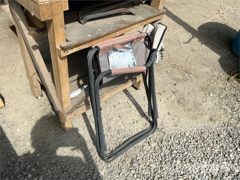 Quantity of Miscellaneous Woodworking Tools Ďalšie komponenty