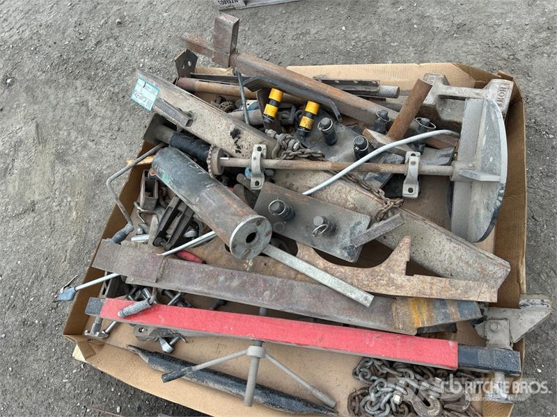 Quantity of Miscellaneous metal parts Other components
