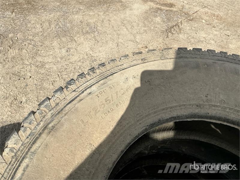 Quantity of Mixed Tires Pneumatici, ruote e cerchioni