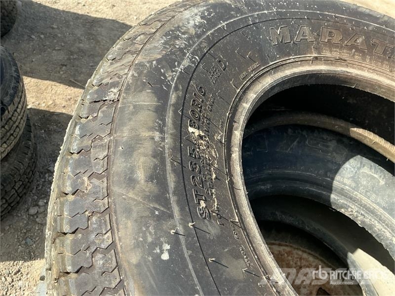 Quantity of Mixed Tires Pneumatici, ruote e cerchioni