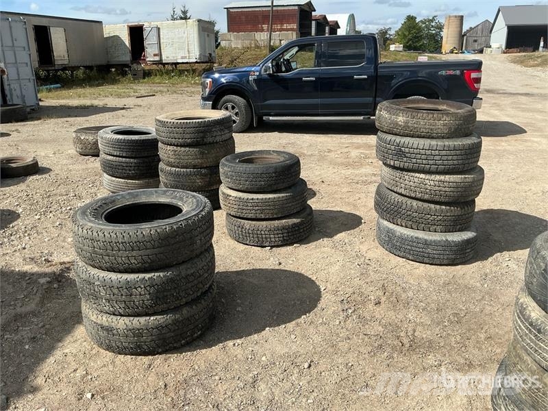 Quantity of Mixed Tires Pneumatici, ruote e cerchioni