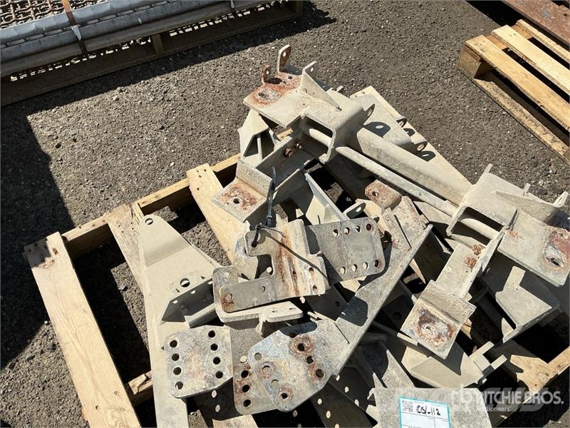 Quantity of Mounting Brackets Drugi deli