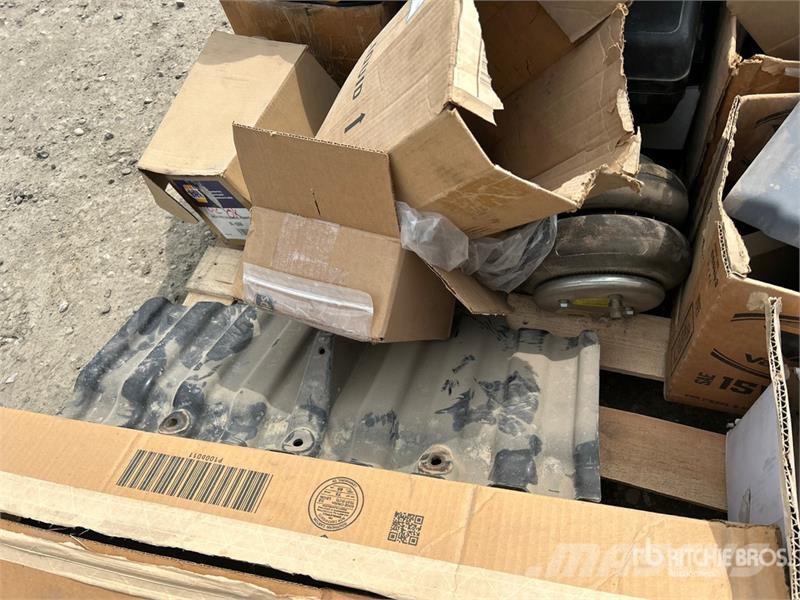 Quantity of Of GPS Modules, Nuts/Screws/Bolts, Pl Drugi deli