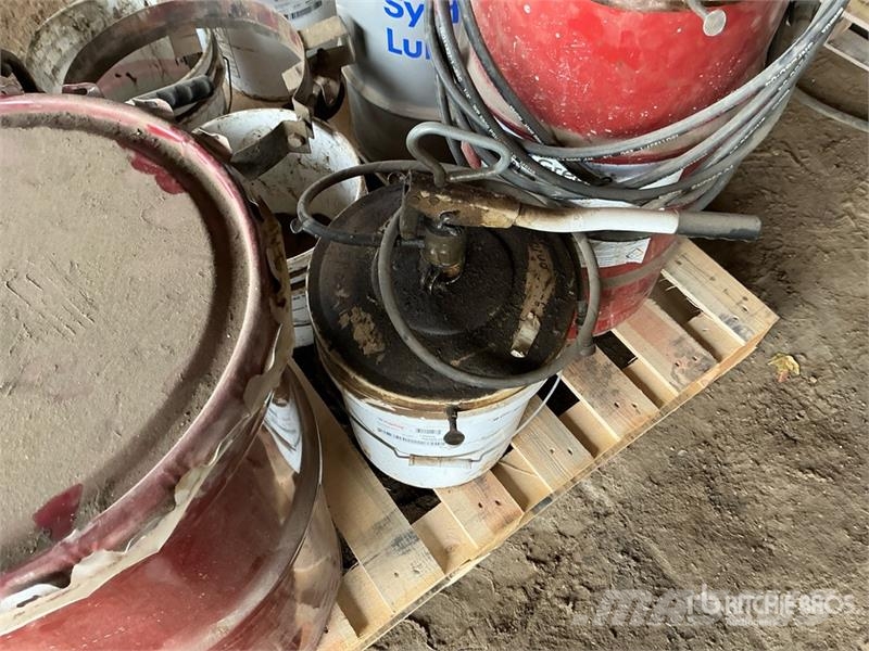 Quantity of of Grease/Fluid Pumps Inne akcesoria