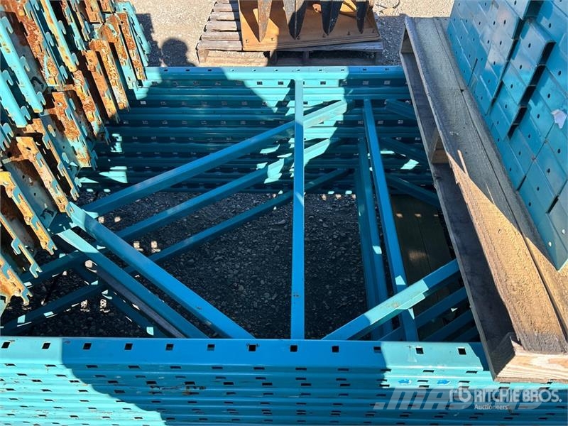  Quantity of Pallet Racking معدات البناء - غير ذلك
