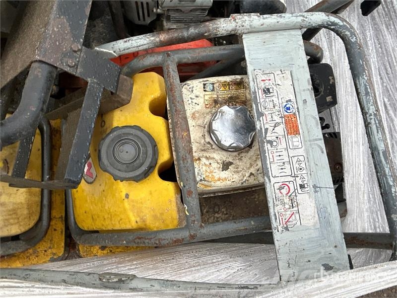 Quantity of Plate Compactors Drugi deli