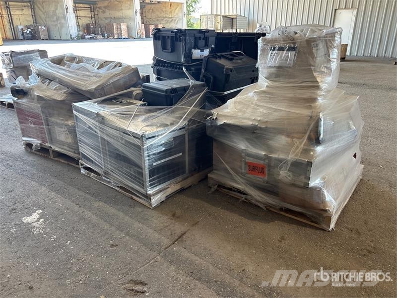  Quantity of Pouches and Cases Tipper trucks