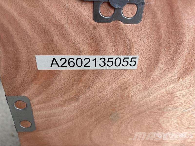 Quantity of Powertek MS120 Vibratory Plate Compac Vibrationsgeräte