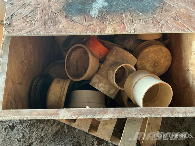  Quantity of PVC Caps/Fittings 其他組件