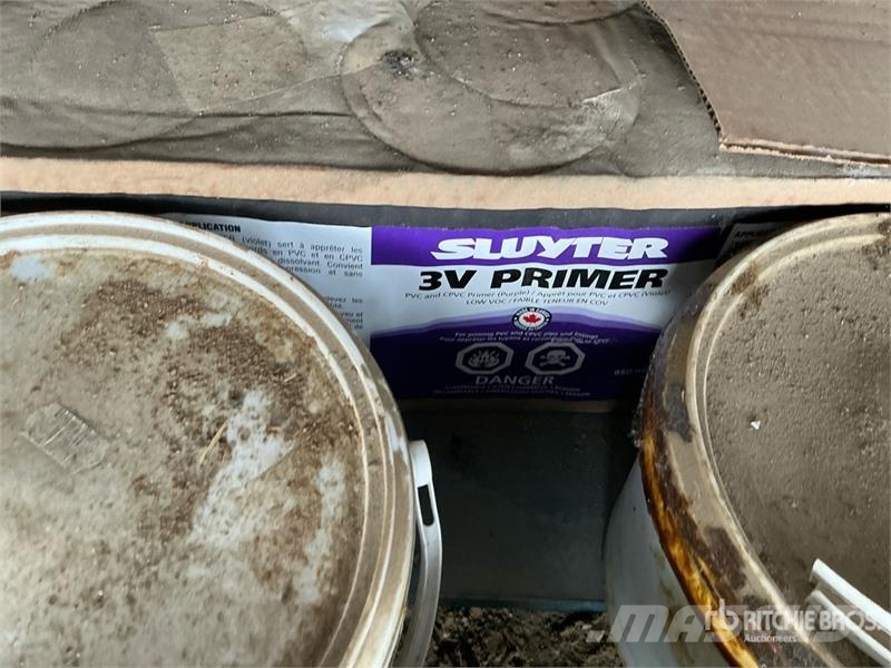 Quantity of PVC Cement, Primers, fittings Andere Zubehörteile