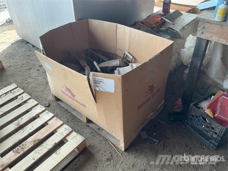 Quantity of Ratchet Straps Other components