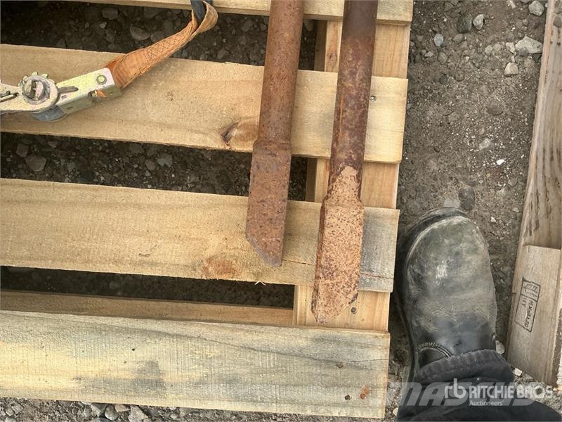 Quantity of Ratchet Straps, bindings, chains and P Drugi deli