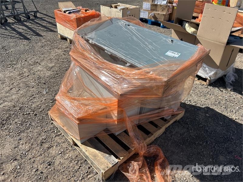  Quantity of Rittal Industrial Control Panel Enclos Drugi deli