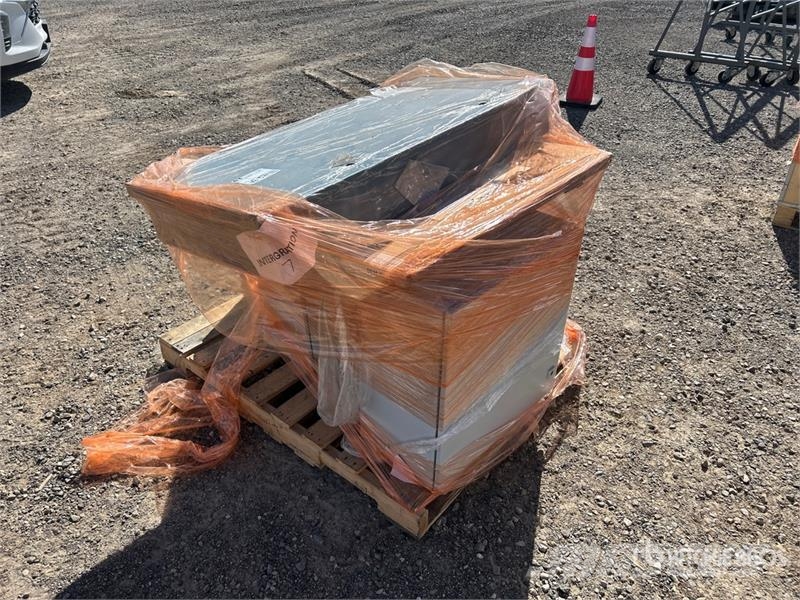  Quantity of Rittal Industrial Control Panel Enclos Drugi deli