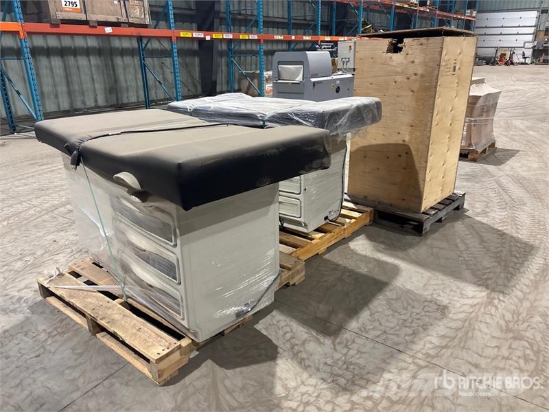  Quantity of Ritter Medical Beds Tippbil