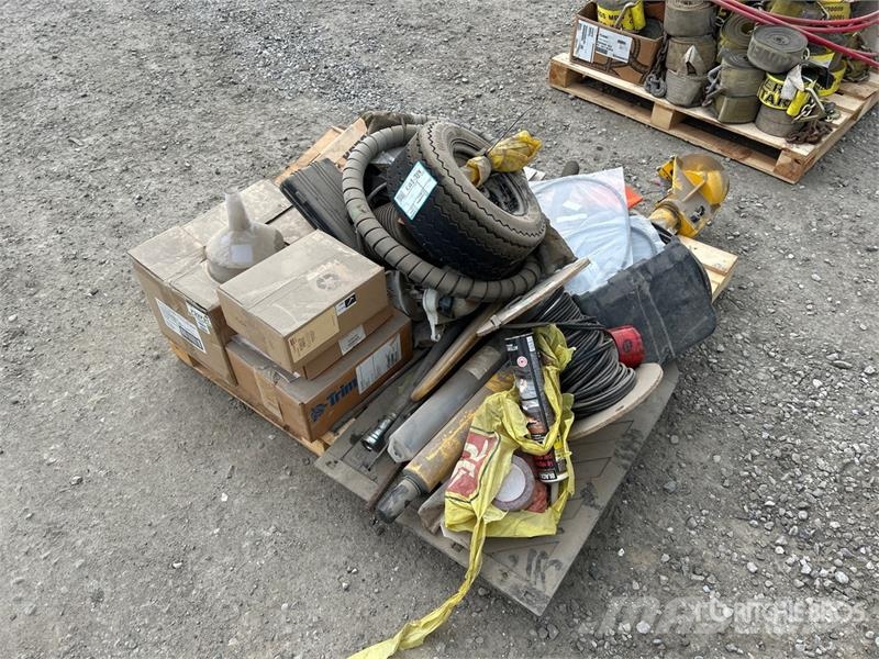 Quantity of Ryobi Angle Grinders, Mixed Signs, Bob Drugi deli
