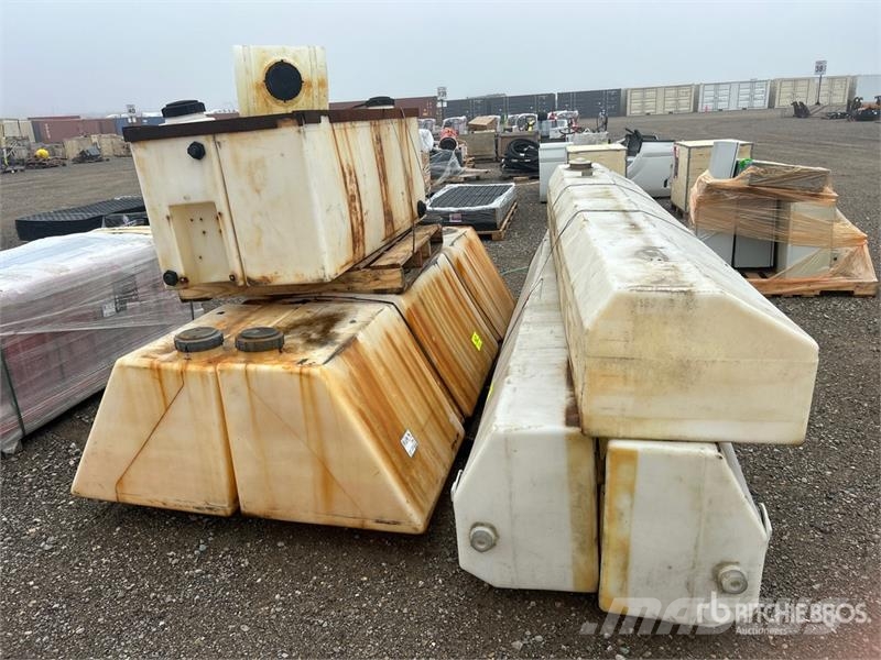 Quantity of Sander Truck Tanks Transportes - Outros