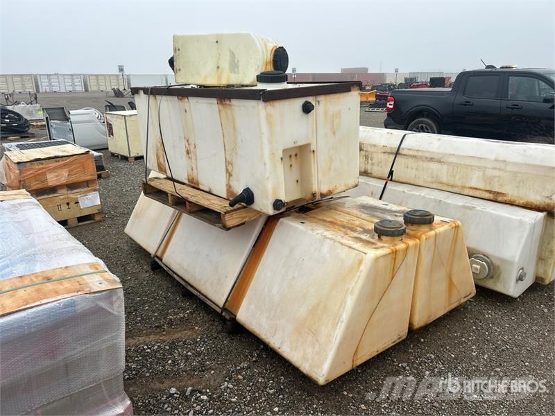 Quantity of Sander Truck Tanks Transportes - Outros