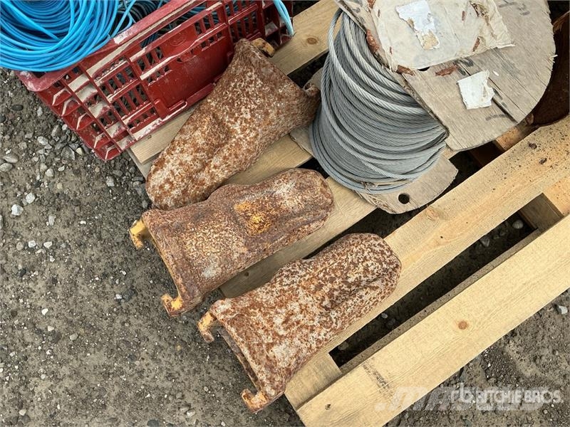 Quantity of Spools with Cable Other components