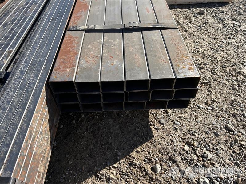  Quantity of Square Steel Pipes معدات البناء - غير ذلك
