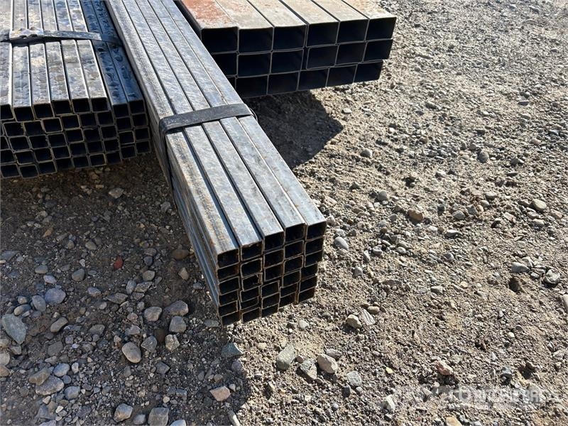  Quantity of Square Steel Pipes معدات البناء - غير ذلك