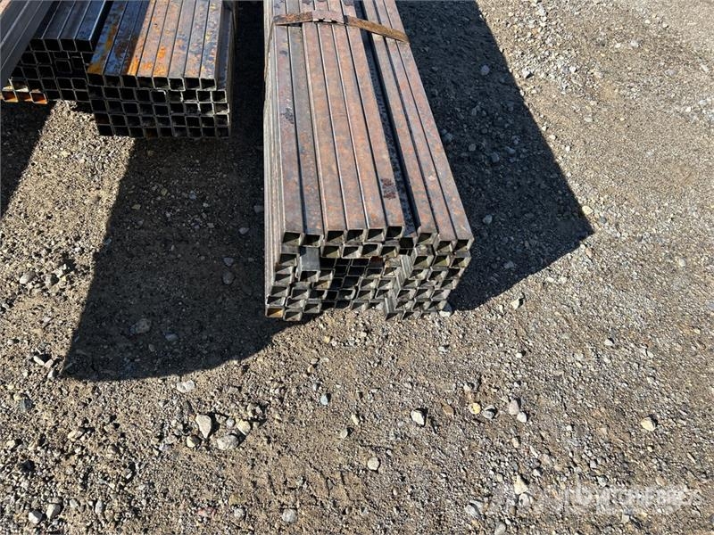  Quantity of Square Steel Pipes معدات البناء - غير ذلك
