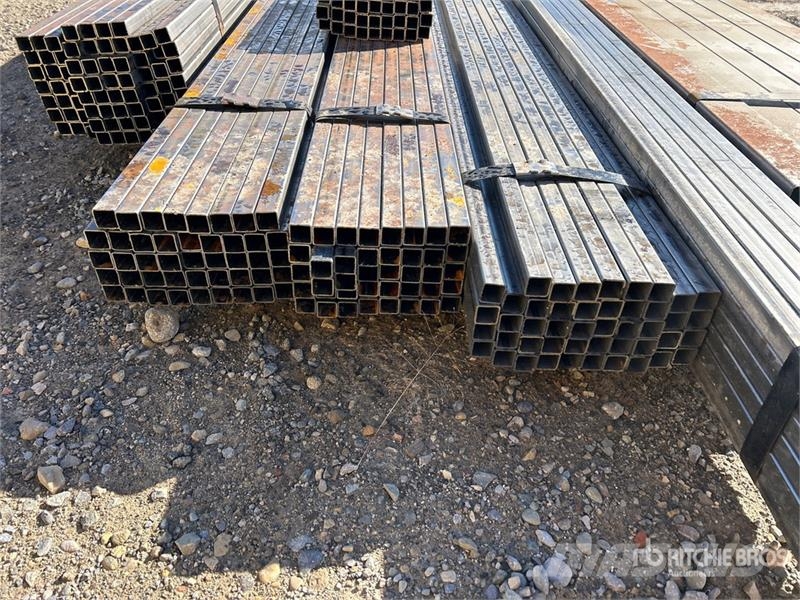  Quantity of Square Steel Pipes معدات البناء - غير ذلك