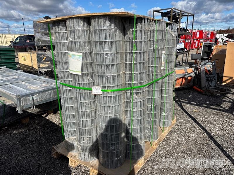Quantity of STARVOX SV0566-21 66 ft x 5 ft Hot-di Fencing equipment