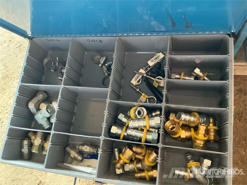 Quantity of Tool Box Gradbeništvo - drugo
