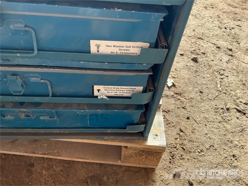 Quantity of Tool Box Gradbeništvo - drugo