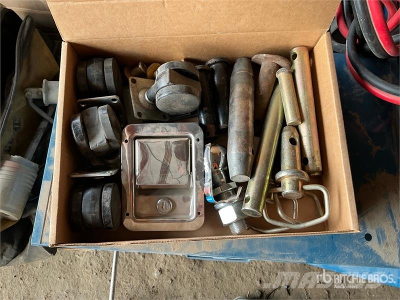 Quantity of Tool Box Gradbeništvo - drugo