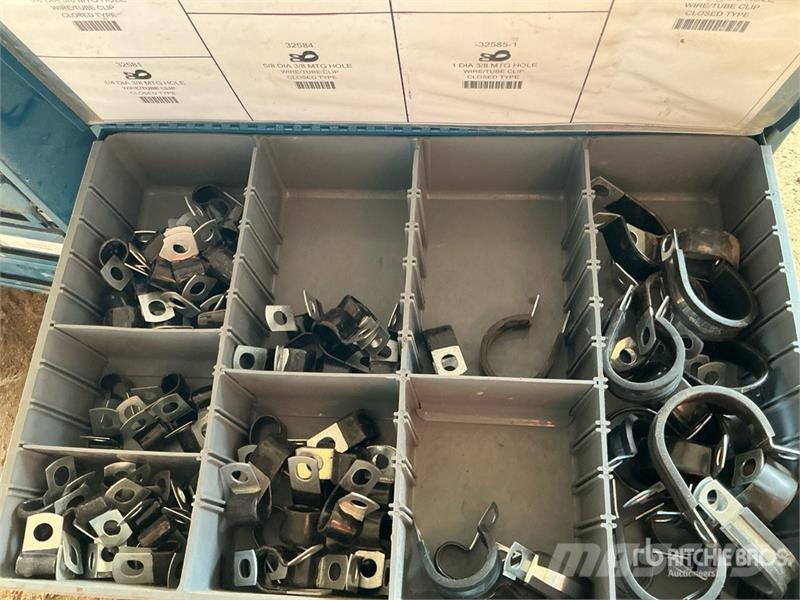 Quantity of Tool Box Gradbeništvo - drugo