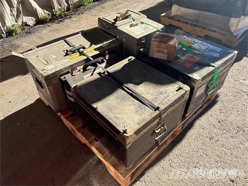  Quantity of Tool Box معدات البناء - غير ذلك