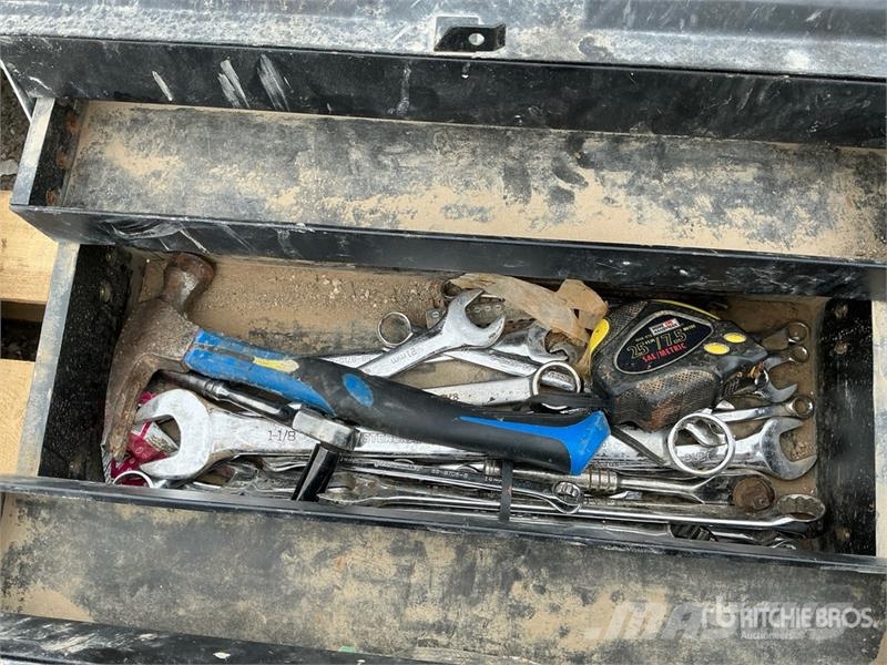  Quantity of Tools and Miscellaneous Parts Other components