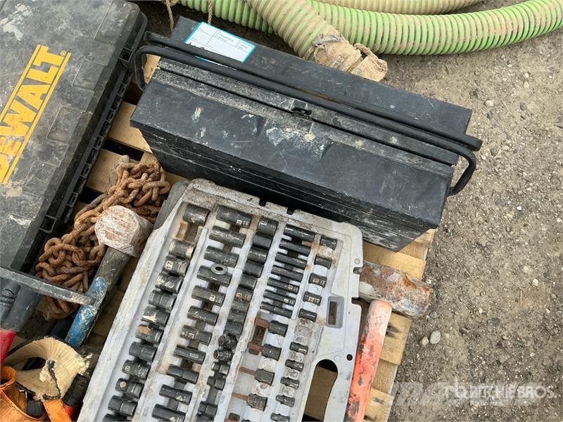  Quantity of Tools and Miscellaneous Parts Other components