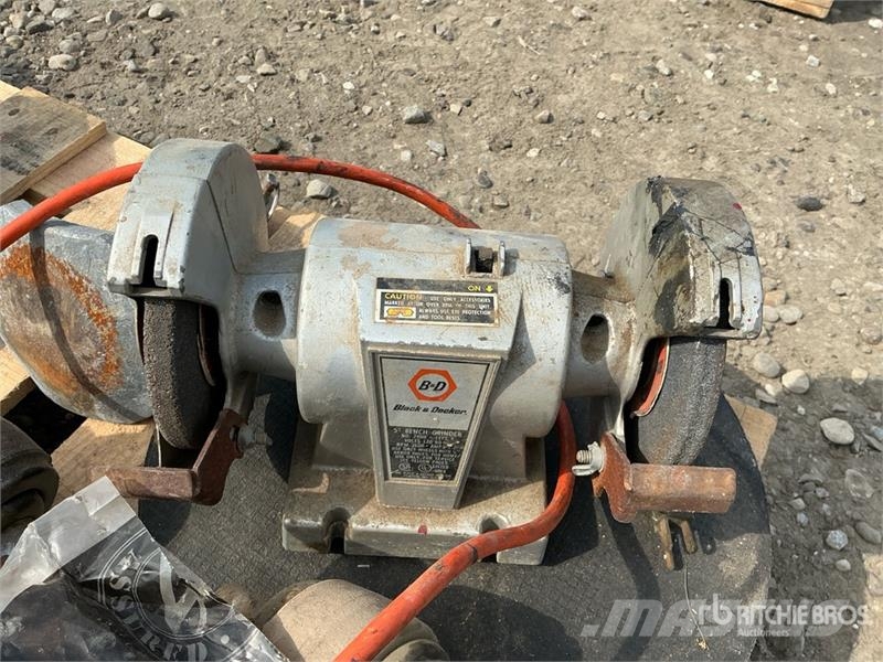 Quantity of Torque Rods and Truck Parts Transportes - Outros