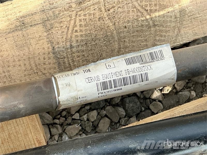 Quantity of Torque Rods and Truck Parts Transportes - Outros