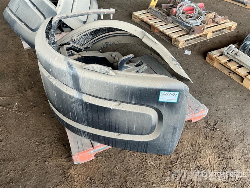 Quantity of Truck Body Panels Transport - Inne
