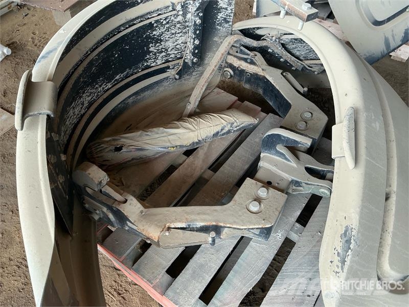 Quantity of Truck Body Panels Transport - Inne