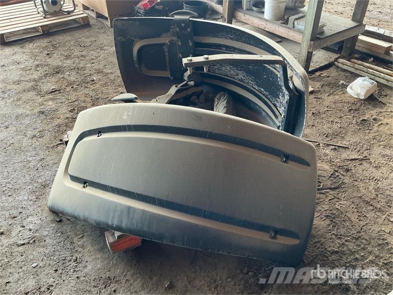 Quantity of Truck Body Panels Transport - Inne