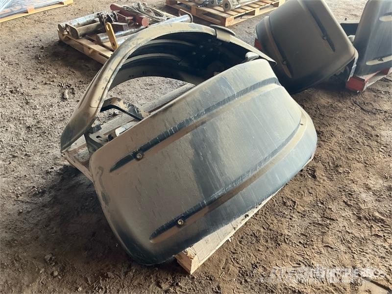 Quantity of Truck Body Panels Transport - Inne