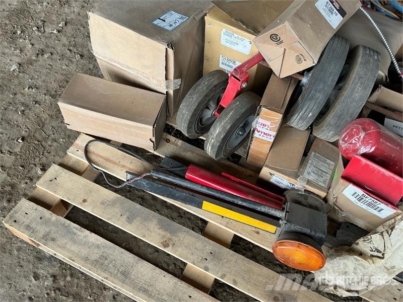 Quantity of Truck Parts Transport - Autres