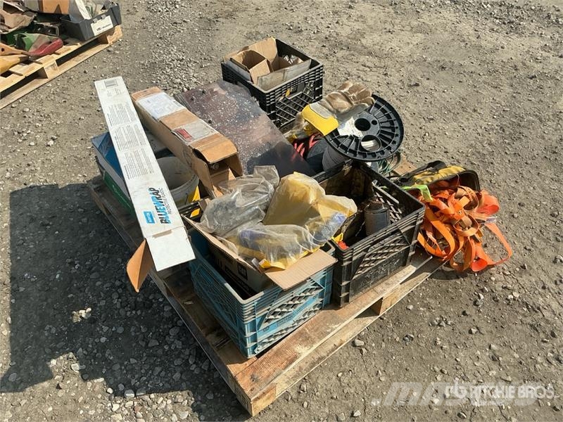 Quantity of Welding Wire and Miscellaneous Parts Drugi deli