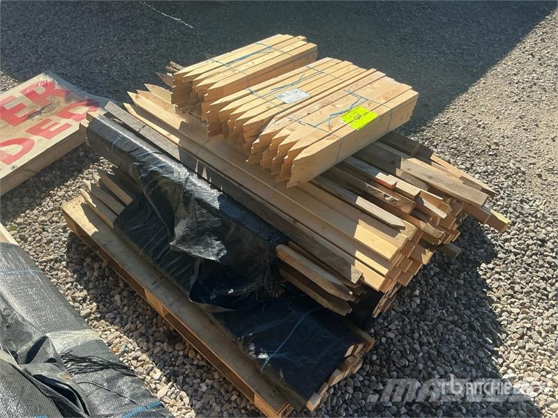 Quantity of Wooden Stakes Other components
